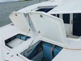 VELERO CATAMARAN LEOPARD 44