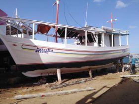 BARCO DE PESCA 12MTS