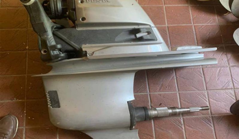 
								PATAS VOLVO PENTA full									