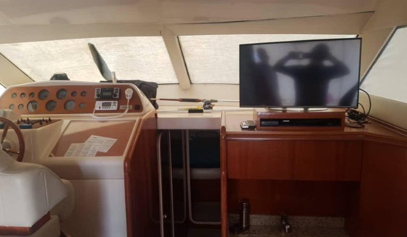 
								AZIMUT 44 full									
