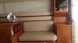 
										AZIMUT 44 full									
