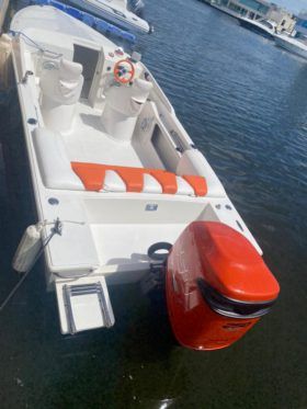 COMMANDER 24