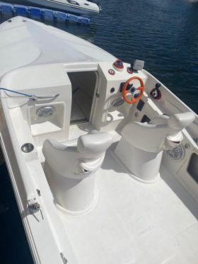 COMMANDER 24