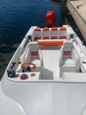 COMMANDER 24
