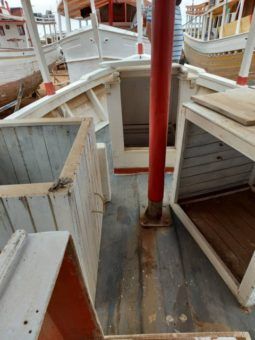 
										BARCO DE PESCA MADERA 14MTS full									