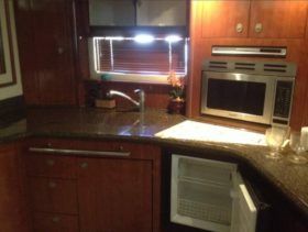 SEA RAY SUNDANCER 44