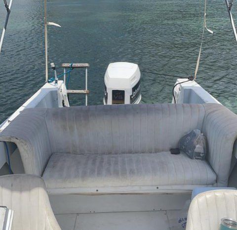 
								GLASTRON 24 full									