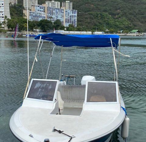 
								GLASTRON 24 full									
