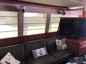 RIVIERA SPORT FISHERMAN ENCLOSED BRIDGE 58