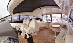 
										PERSHING 62 full									