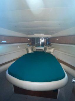 
										AZIMUT 44 full									