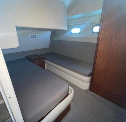 
								AZIMUT 44 full									