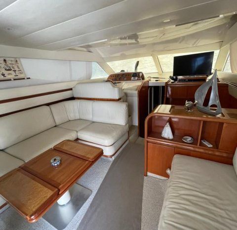 
								AZIMUT 44 full									