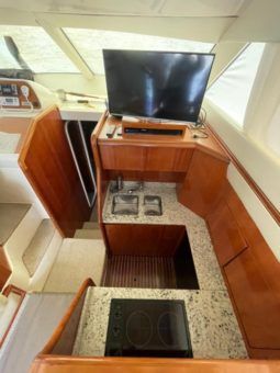
										AZIMUT 44 full									