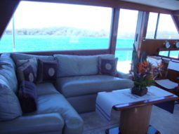 
										TOLLYCRAFT CLASSIC 48 full									