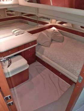 SEA RAY SEDAN BRIDGE 56
