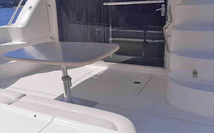 
								SEA RAY SEDAN BRIDGE 56 full									