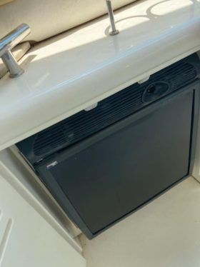 SEA RAY SUNDANCER 44