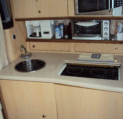 
								REGAL COMMODORE 32 full									