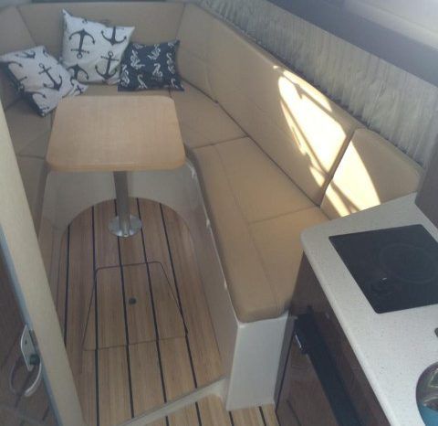 
								REGAL EXPRESS CRUISER 28 full									