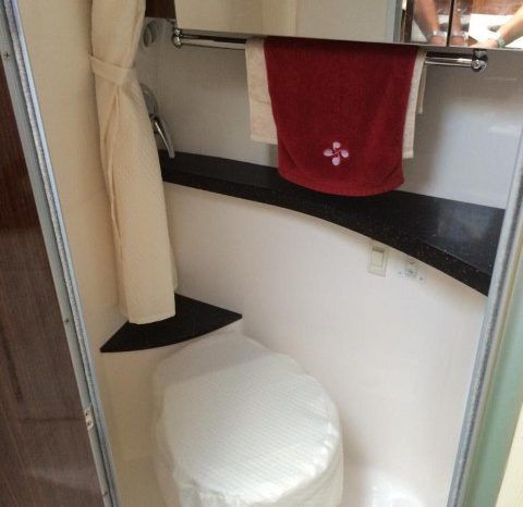 
								REGAL EXPRESS CRUISER 28 full									