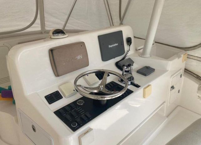 LUHRS CONVERTIBLE 41 full