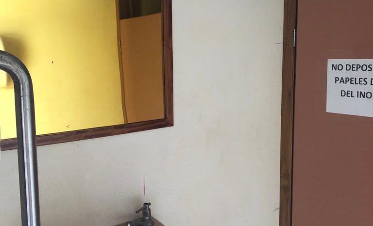 
								BARCO TURISTICO 100 full									