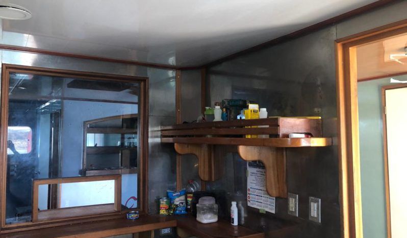 
								BARCO TURISTICO 100 full									