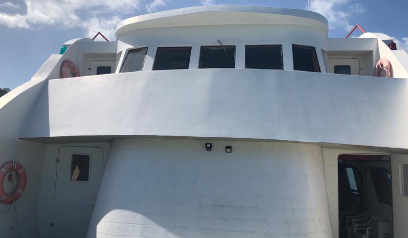 
								BARCO TURISTICO 100 full									