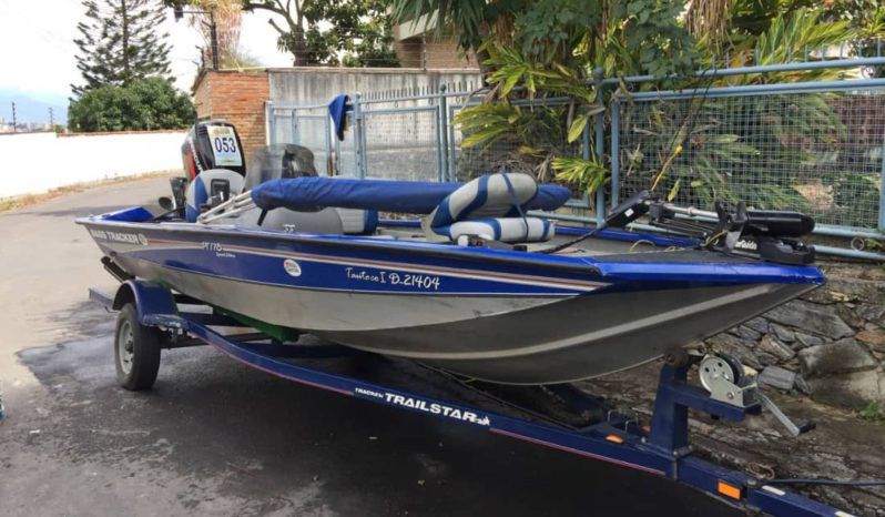 
								BOTE TRACKER EDICION ESPECIAL PROTEAM 17.5 full									