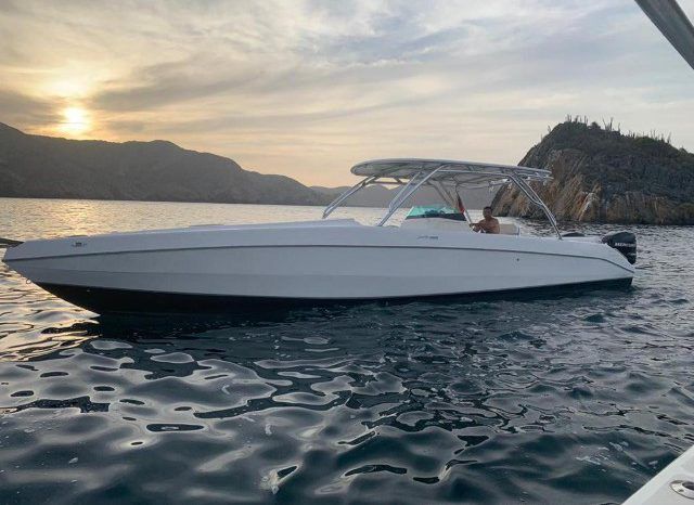 
								EXTREME MARINE CUDDY 38 full									