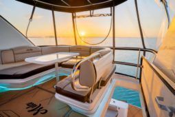 
										SEA RAY SEDAN BRIDGE 45 full									