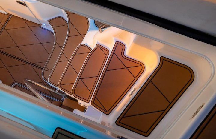 
								SEA RAY SEDAN BRIDGE 45 full									