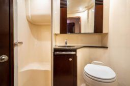 
										SEA RAY SEDAN BRIDGE 45 full									