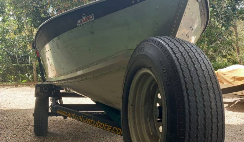 
								BOTE DE ALUMINIO MANLIO V 15 full									