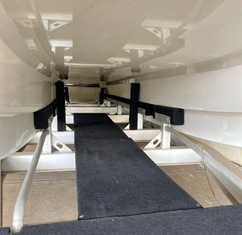 
								CATAMARAN MOTIONS MARINE 30 SS full									