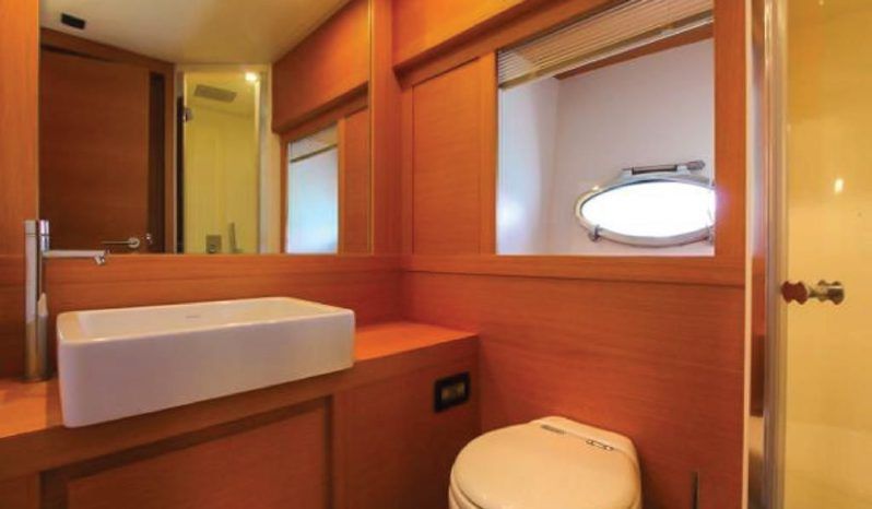 PERSHING 64 full