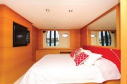 PERSHING 64 full