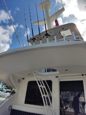 RIVIERA ENCLOSED SPORT FISHERMAN 60