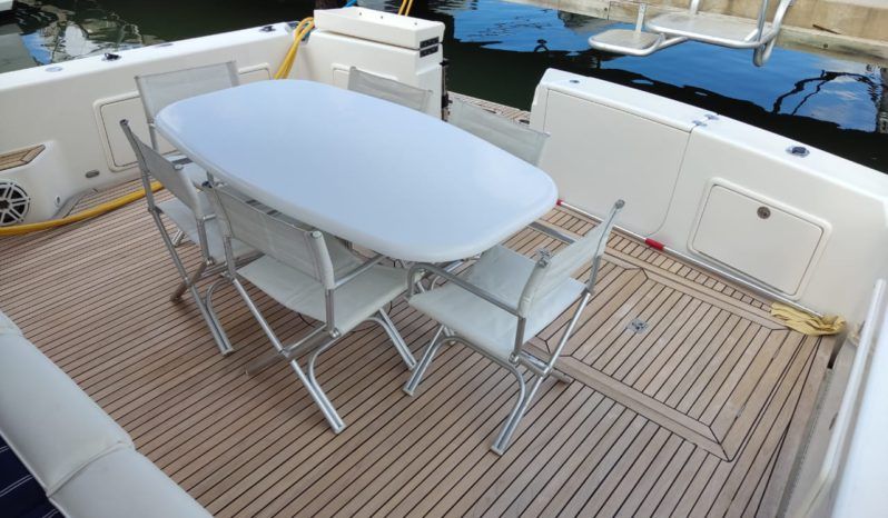 
								RIVIERA ENCLOSED SPORT FISHERMAN 60 full									