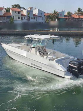 EXTREME MARINE CUDDY 30