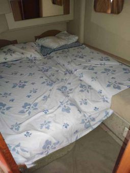 
										SEA RAY SEDAN BRIDGE 44 full									