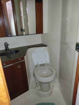
										SEA RAY SEDAN BRIDGE 44 full									
