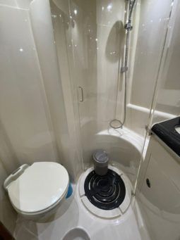 
										BLUE ARROW EXPRESS 47 full									