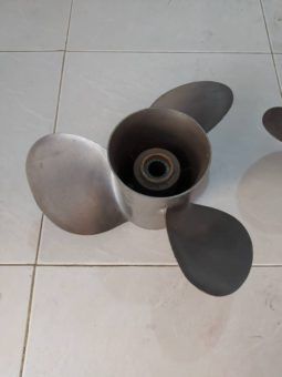 
										PAREJA PROPELA QUICKSILVER PASO 19 full									