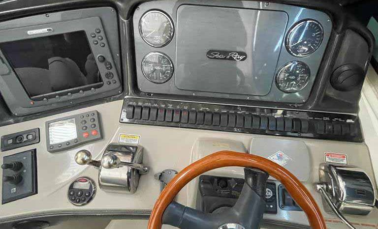 
								SEA RAY SUNDANCER 44 full									