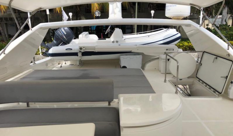 
								FERRETTI 81 full									