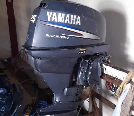 MOTOR YAMAHA FOUR STROKE 25HP full