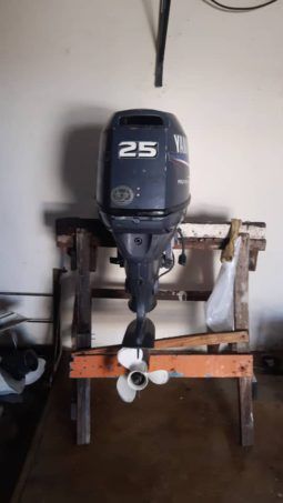 MOTOR YAMAHA FOUR STROKE 25HP full