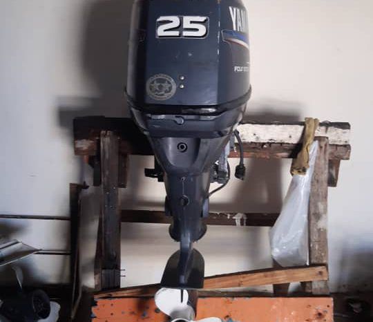 MOTOR YAMAHA FOUR STROKE 25HP full